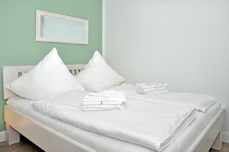 Sylter-Bernstein Apartment Вестерланд Екстериор снимка